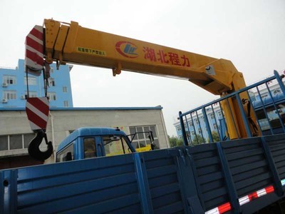 張家界隨車(chē)吊采購(gòu)指南 廠家、供應(yīng)商、報(bào)價(jià)與資料查詢(xún)